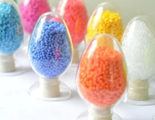 Melyik anyag alkalmas a TPE ABS kapszulázására? Milyen tényezőket kell figyelembe venni? Melyik anyag alkalmas a TPE ABS kapszulázására? Milyen tényezőket kell figyelembe venni?